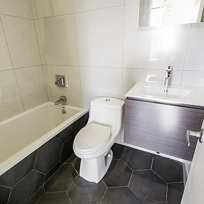 Rented by Nooklyn NYC LLC | media 6