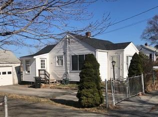 45 Little Neck Ave, Swansea, MA 02777