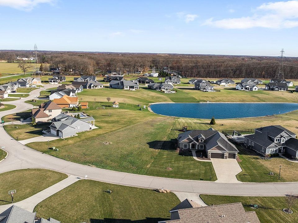 1st image of 30859 Sandy Creek Dr