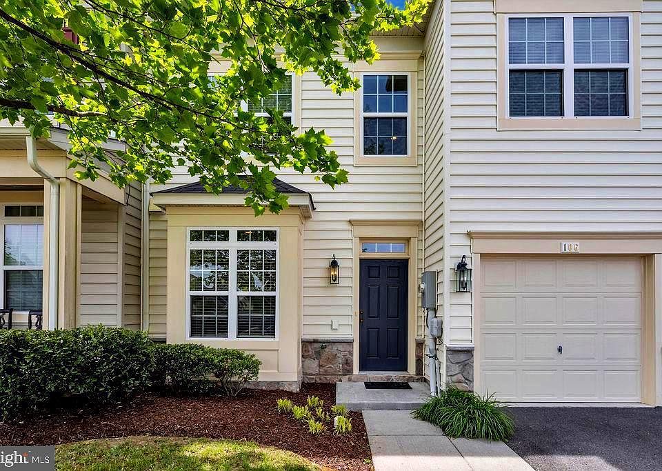 1st image of 106 Gate Stone Ln
