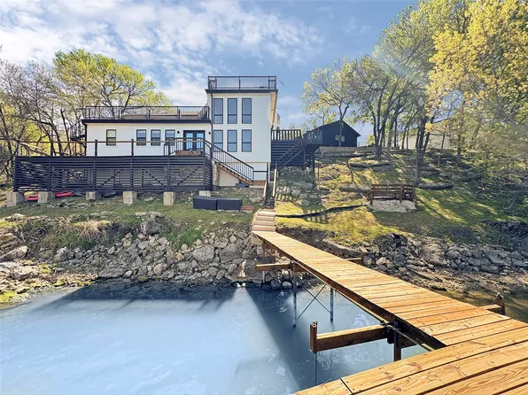 4401 Clarke Dr, Fort Worth, TX 76135