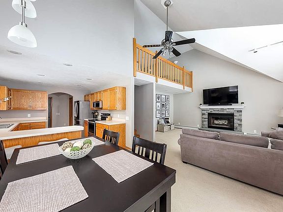 5th image of 4689 Hampshire Dr