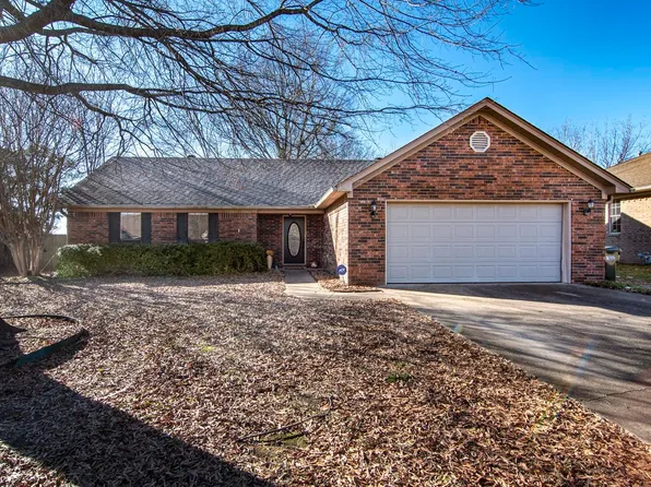 2425 Morse Dr, Conway, AR 72032