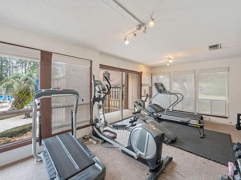 39 Hidden Cove Cir — Photo 27