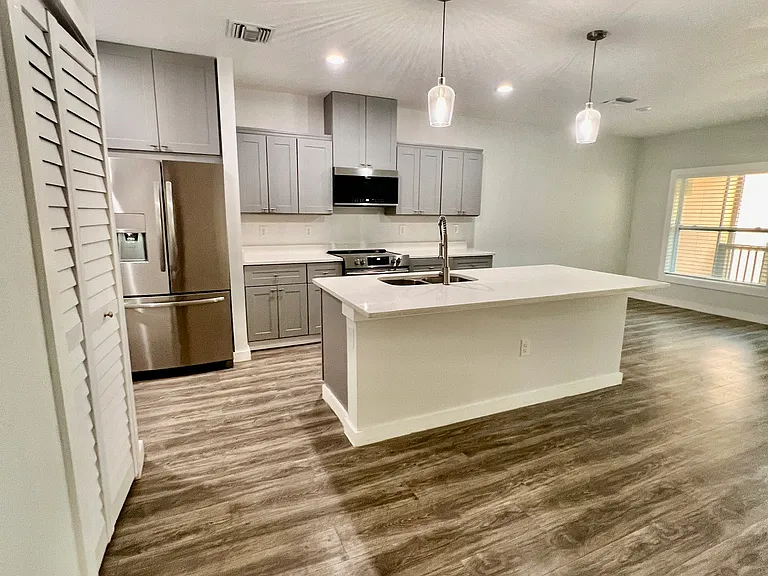 1954 Freedom Dr #1 — Photo 10
