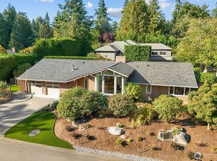 9120 SE 46th St, Mercer Island, WA 98040