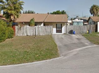 8616 Crater Ter, West Palm Beach, FL 33403