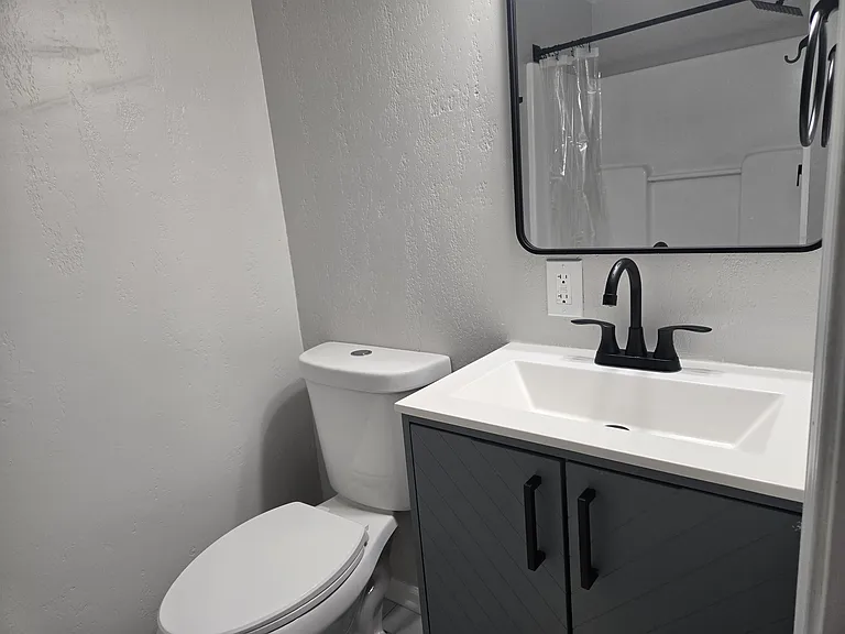 621 Geiger Ave SW — Photo 11