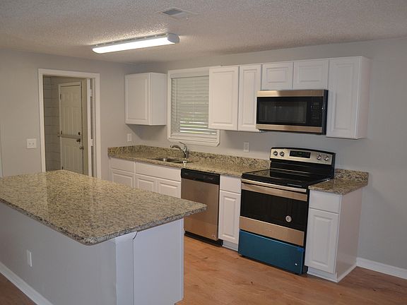 4th image of 8375 Tubman Ct