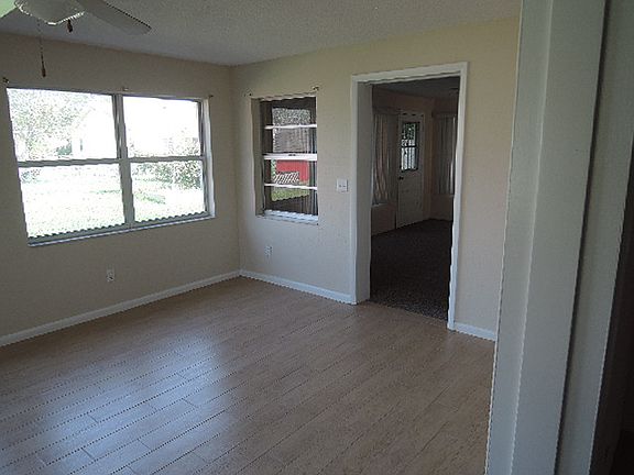 Sunroom Facing Extra Area