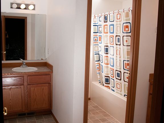 large in suite master 