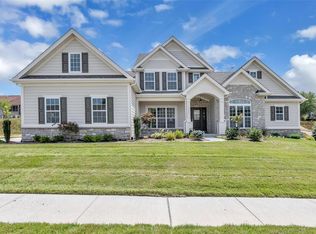 14766 Schoettler Grove Ct, Chesterfield, MO 63017