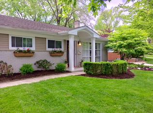 1321 Catalpa Dr, Rochester, MI 48307