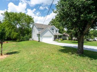 106 Saint Michaels Ln, Smyrna, TN 37167