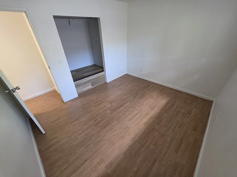 6214 Porterfield Ct — Photo 13