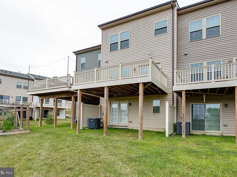 7912 N Gladden Farm Way — Photo 46