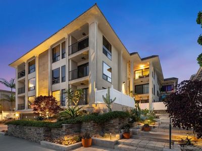 370 Rosecrans St APT 302, San Diego, CA, 92106