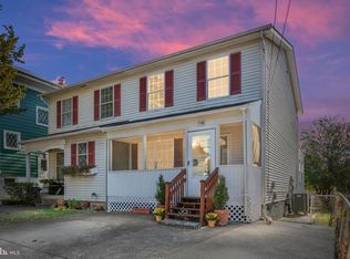 115 Clifford Ave #A, Alexandria, VA 22305