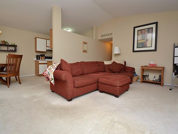 4th image of 3029 Forest Creek Ct