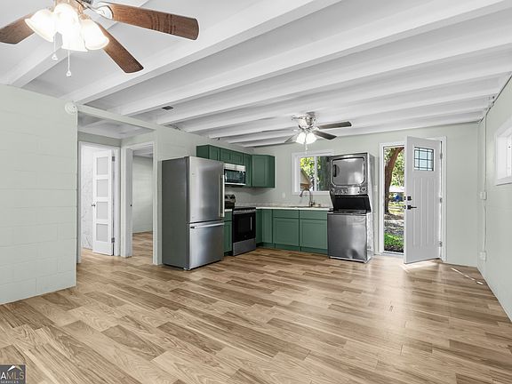 4th image of 41 Sutton Ct