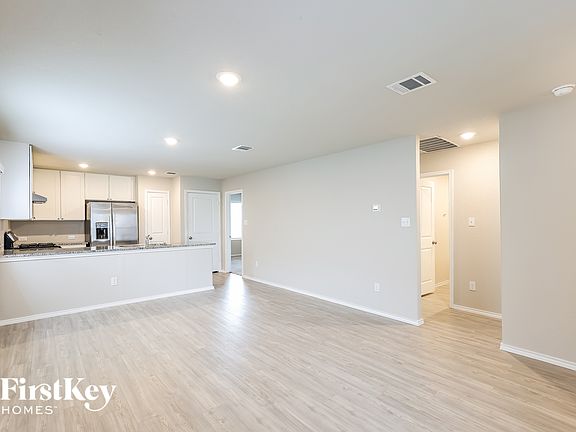 3rd image of 10807 Giacconi Dr
