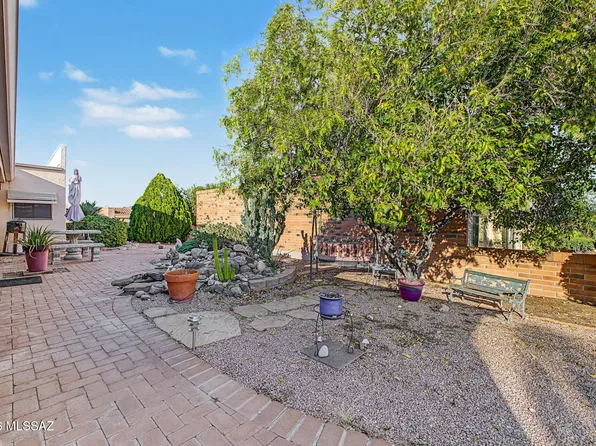 991 W Rio Guaymas, Green Valley, AZ 85614