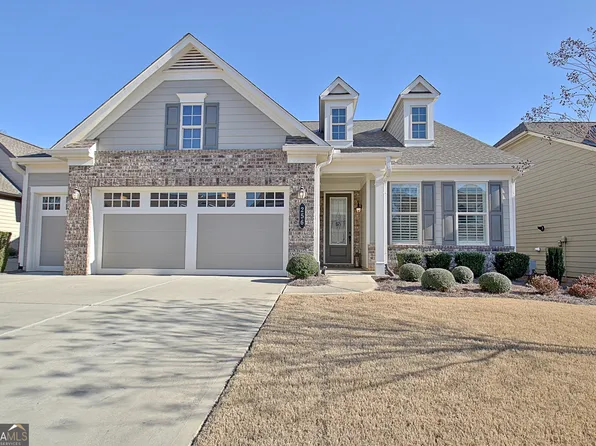 256 Silver Maple Ct, Peachtree City, GA 30269