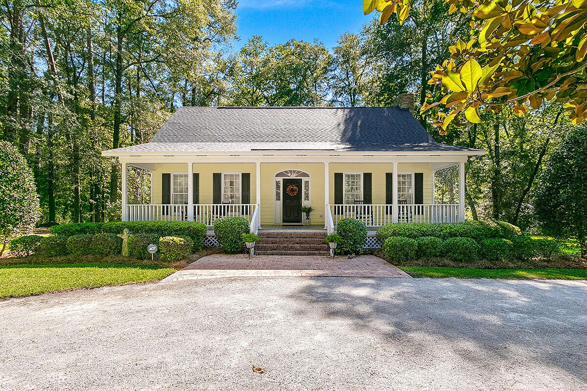 105 Marion St, Walterboro, SC 29488 Zillow