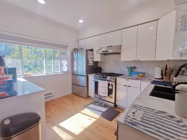 9288 Keefer Ave #2, Richmond, BC V6Y 4K9