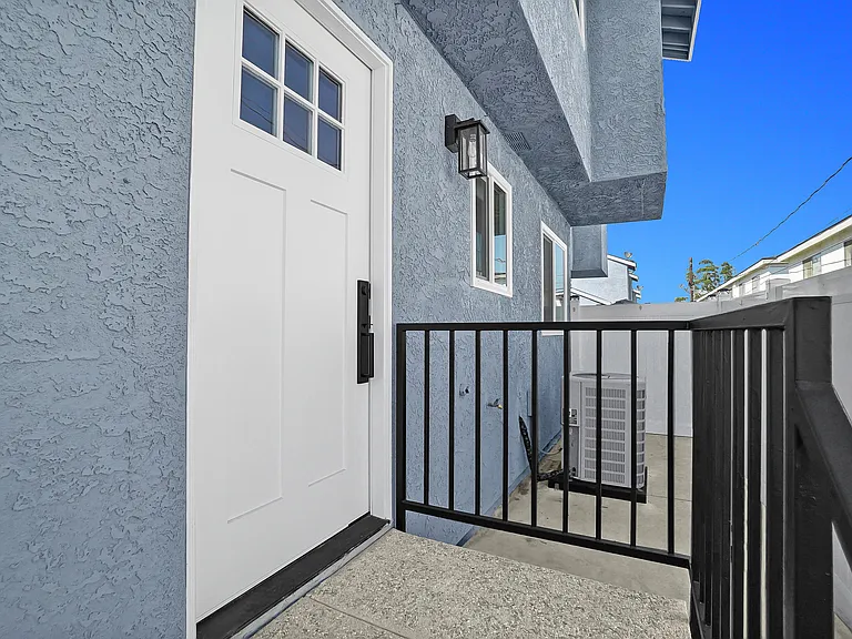 862 W. Mines Avenue — Photo 38