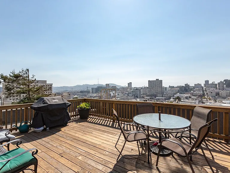 1155 Leavenworth St #5 — Photo 1