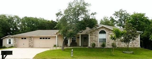 2nd image of 25 S Cliffwood Cir