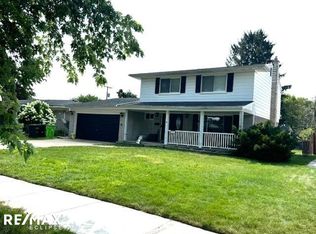 11186 Grenada Dr, Sterling Heights, MI 48312