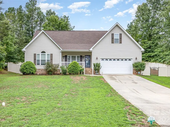 1785 Shamrock Ave, Lancaster, SC 29720