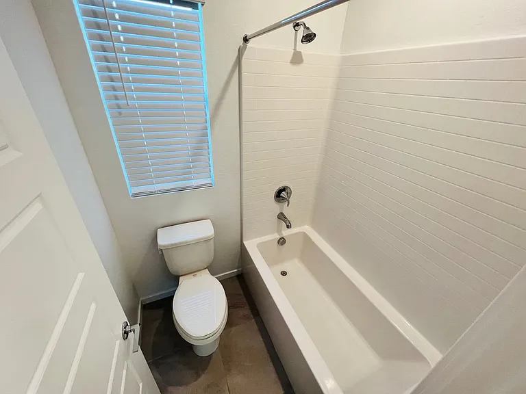 758 Spirit Lake St — Photo 30