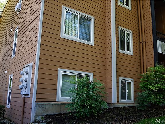 5th image of 718 Kirkland Cir APT B101