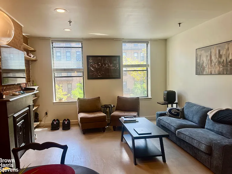 1222 Washington St #3N — Photo 4