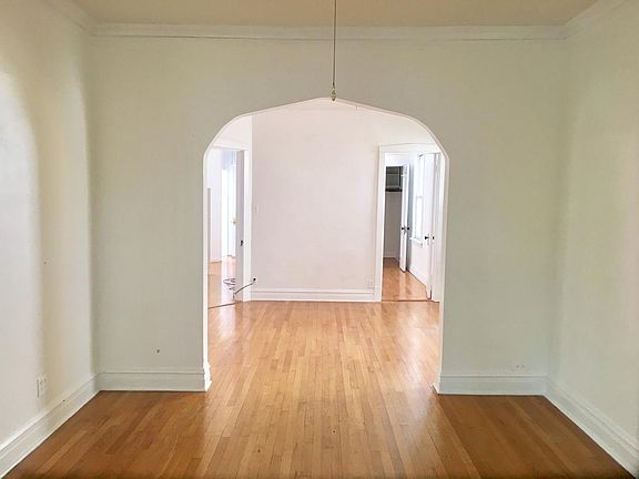 5th image of 4046 N Campbell Ave