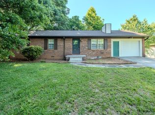 329 Gordon Cir, Winterville, GA 30683