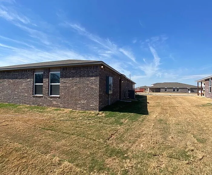2701 Denver St — Photo 16