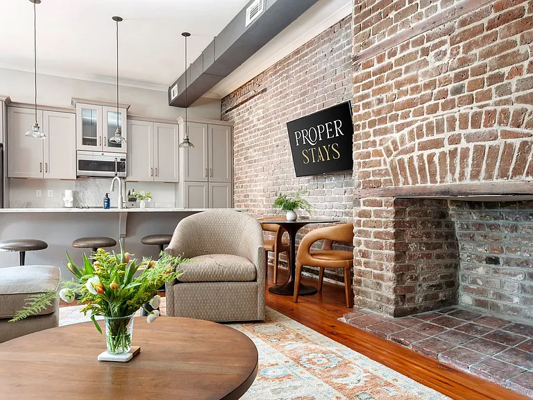 184 E Bay St #201 — Photo 9