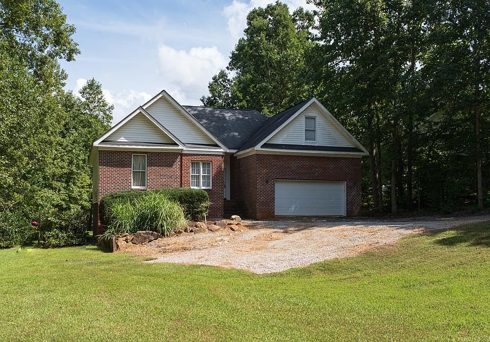 1st image of 345 Waterside Dr