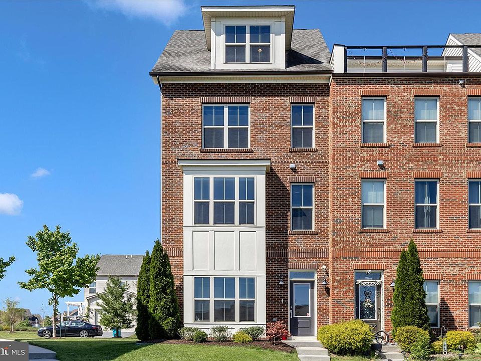 1st image of 4376 Viridian Ter