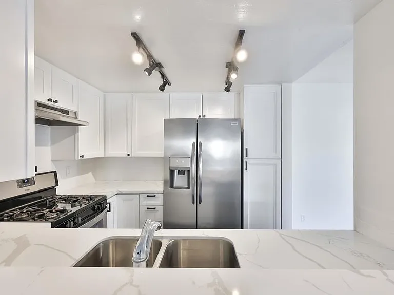 750 Brookstone Rd #101 — Photo 26