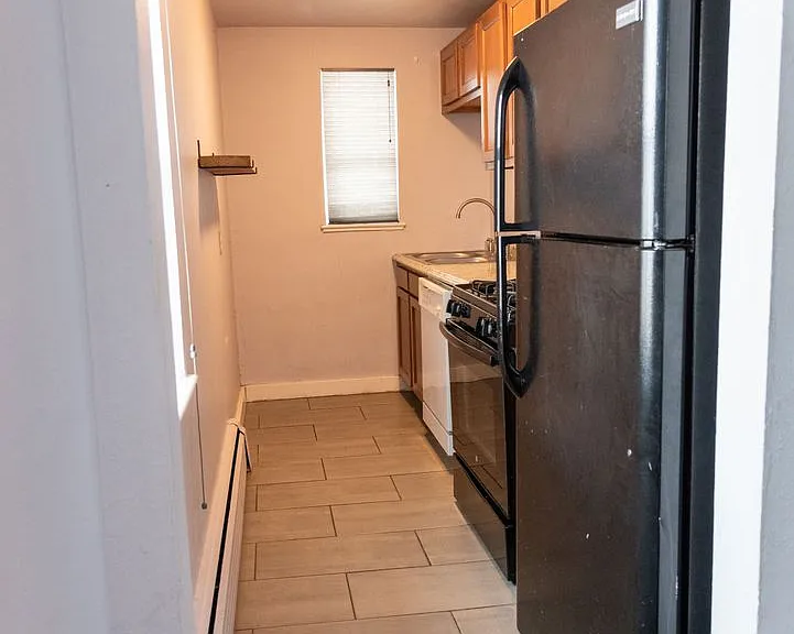3710 Upham St. Apartments — Photo 14