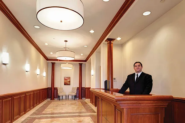 Sold by The Marketing Directors (Arias) | media 35