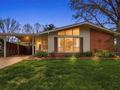 1135 Port Diane Dr, Saint Louis, MO, 63146