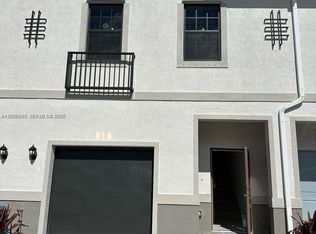 853 SW 12th St, Florida City, FL 33034