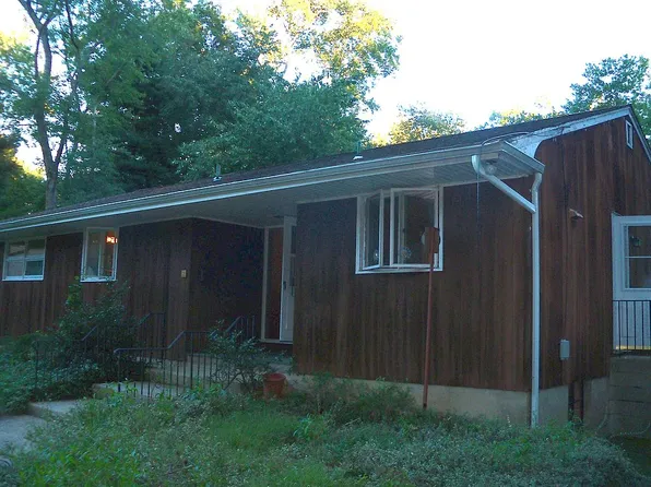 1 Overbrook Pl, Hillsdale, NJ 07642