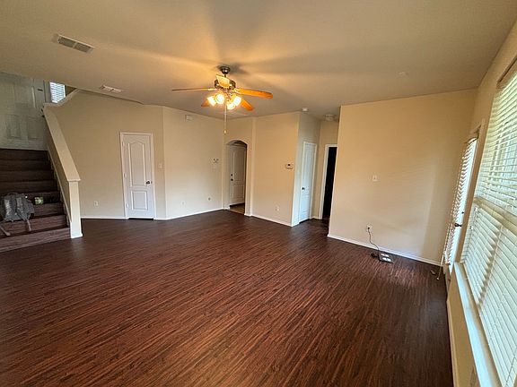 2nd image of 4350 Annesley Ln